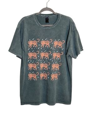 Sweet Claire Mineral Wash Green Tiger Print Shirt Size Large/XL